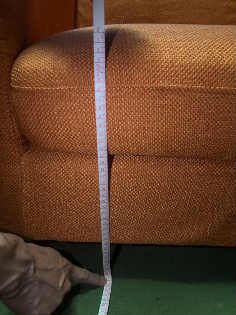 暖色オレンジ色 2人掛けソファ