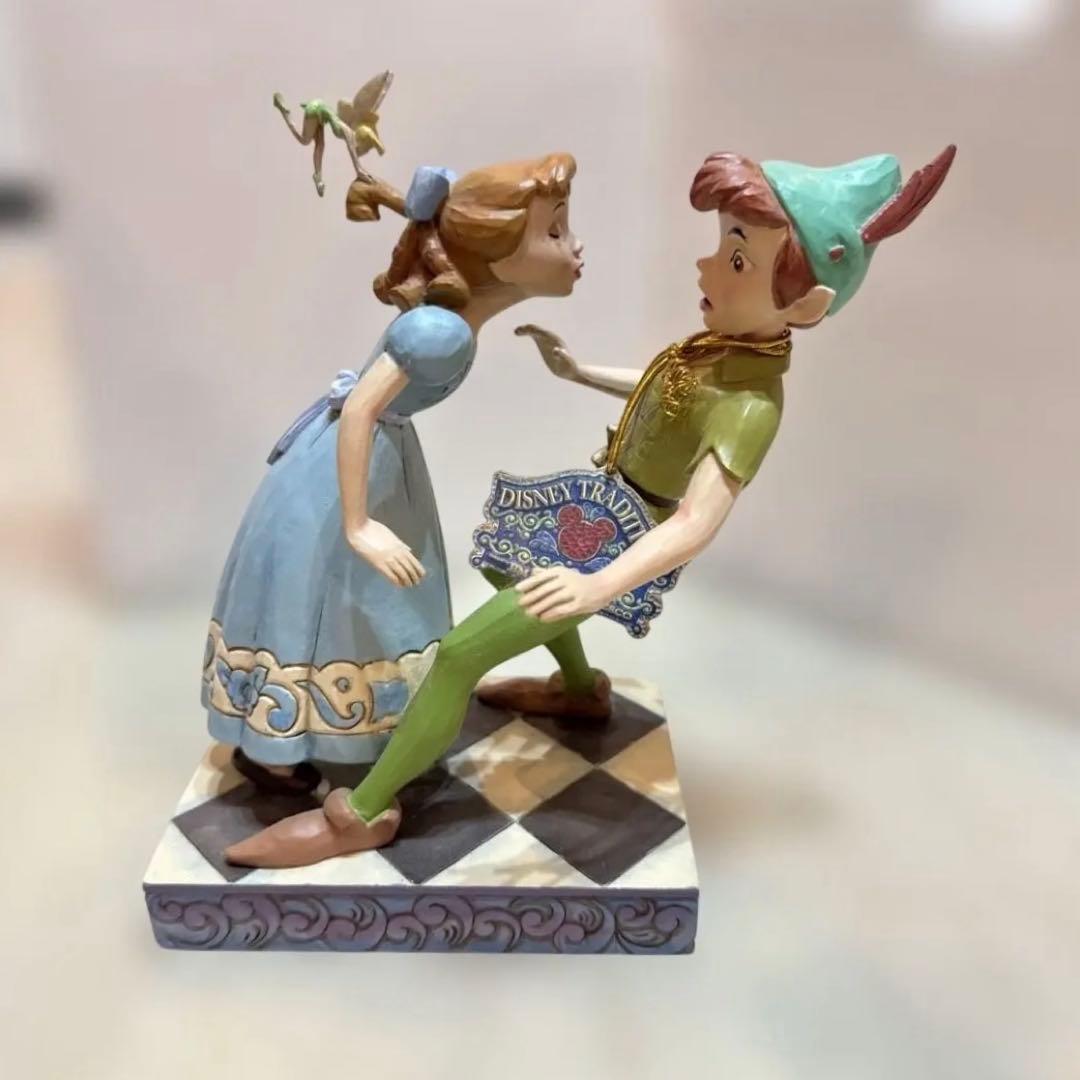 Disney Traditions ピーターパンとウェンディ