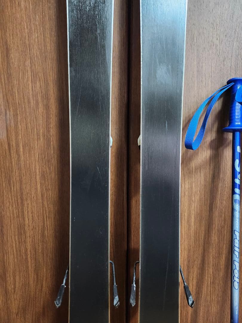 子供用スキーセット　スキー板　130cm　 ブーツ　22cm　ストック80cm