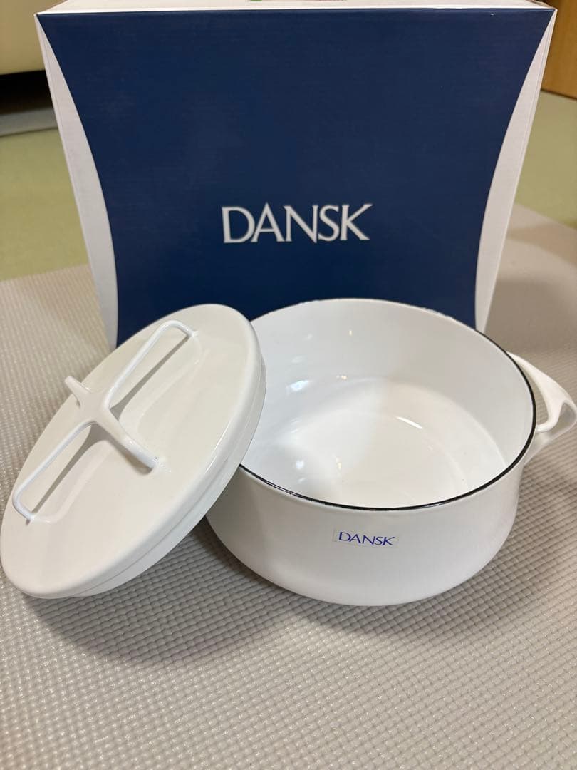 【新品未使用】DANSK ホーロー鍋 18cm 2Qt