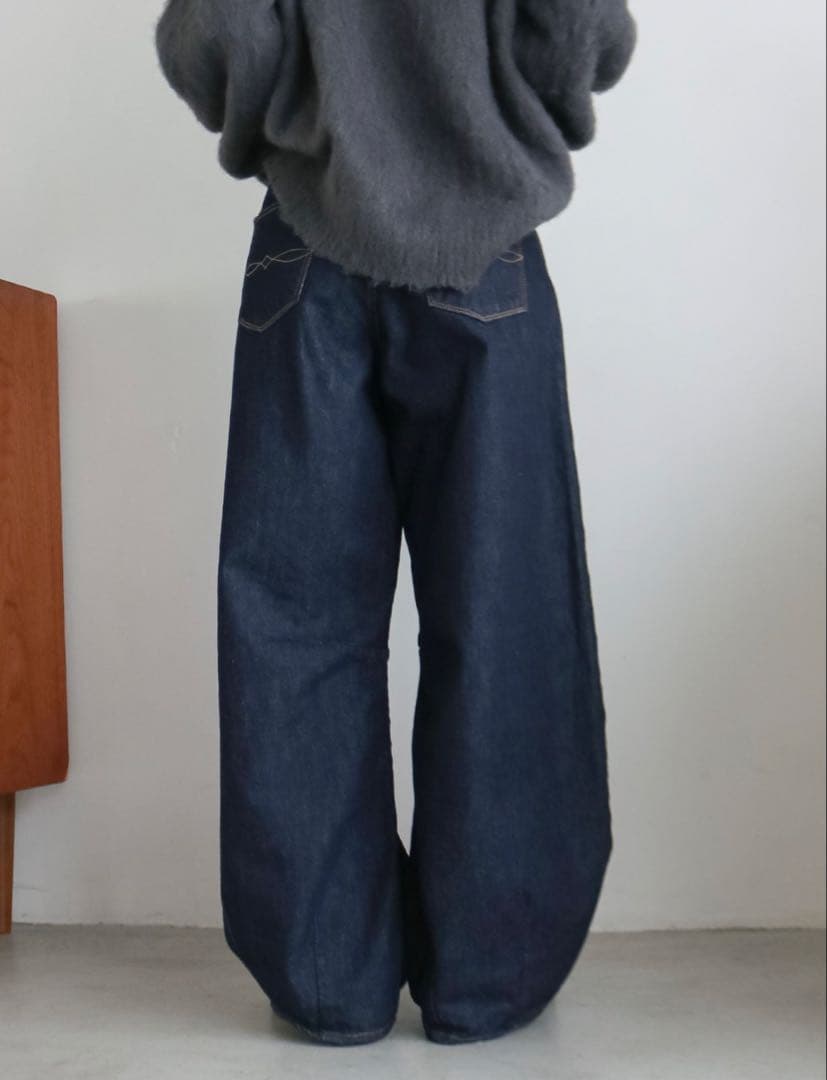 【 限定値下げ 】 アングリッド カーブルーズデニム インディゴ 24