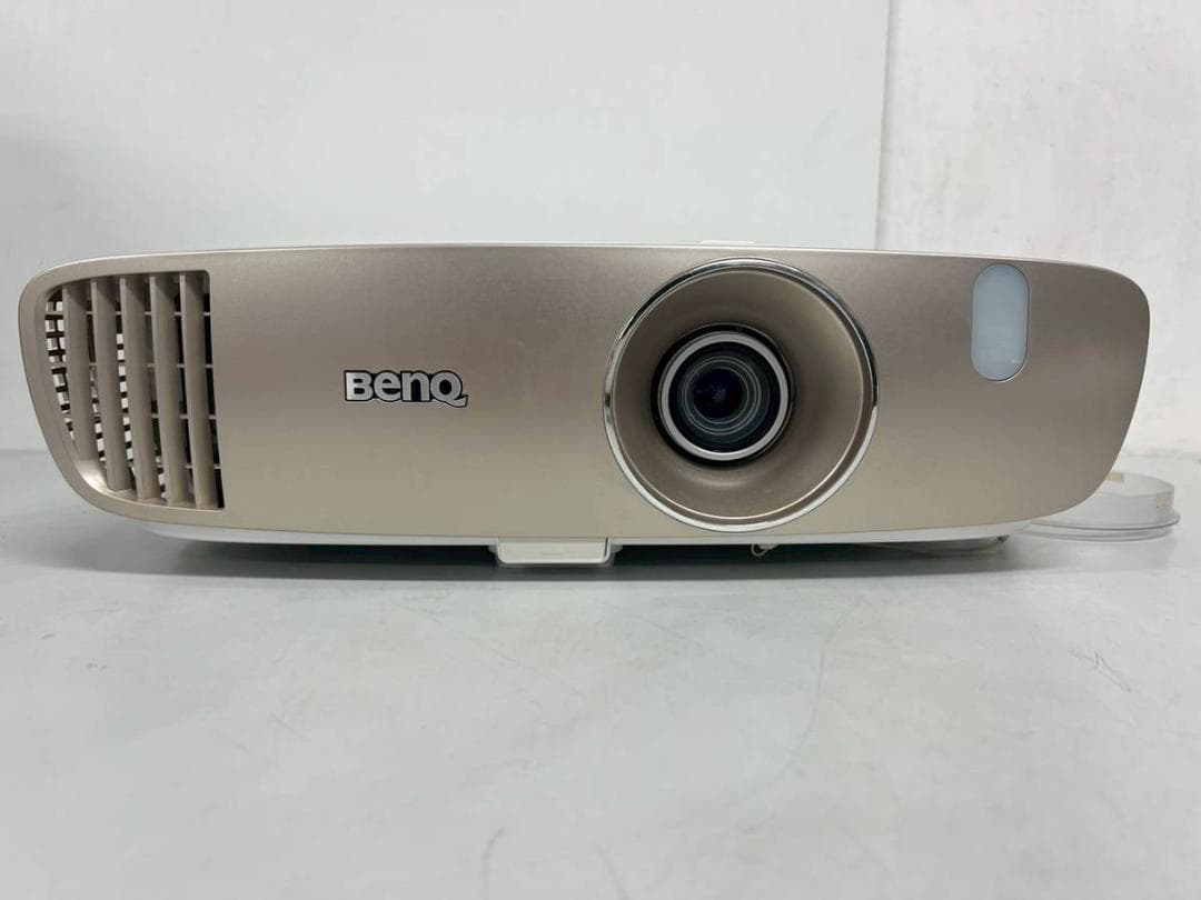 【完動品】BenQ ベンキュー プロジェクター パールホワイト×ゴールド