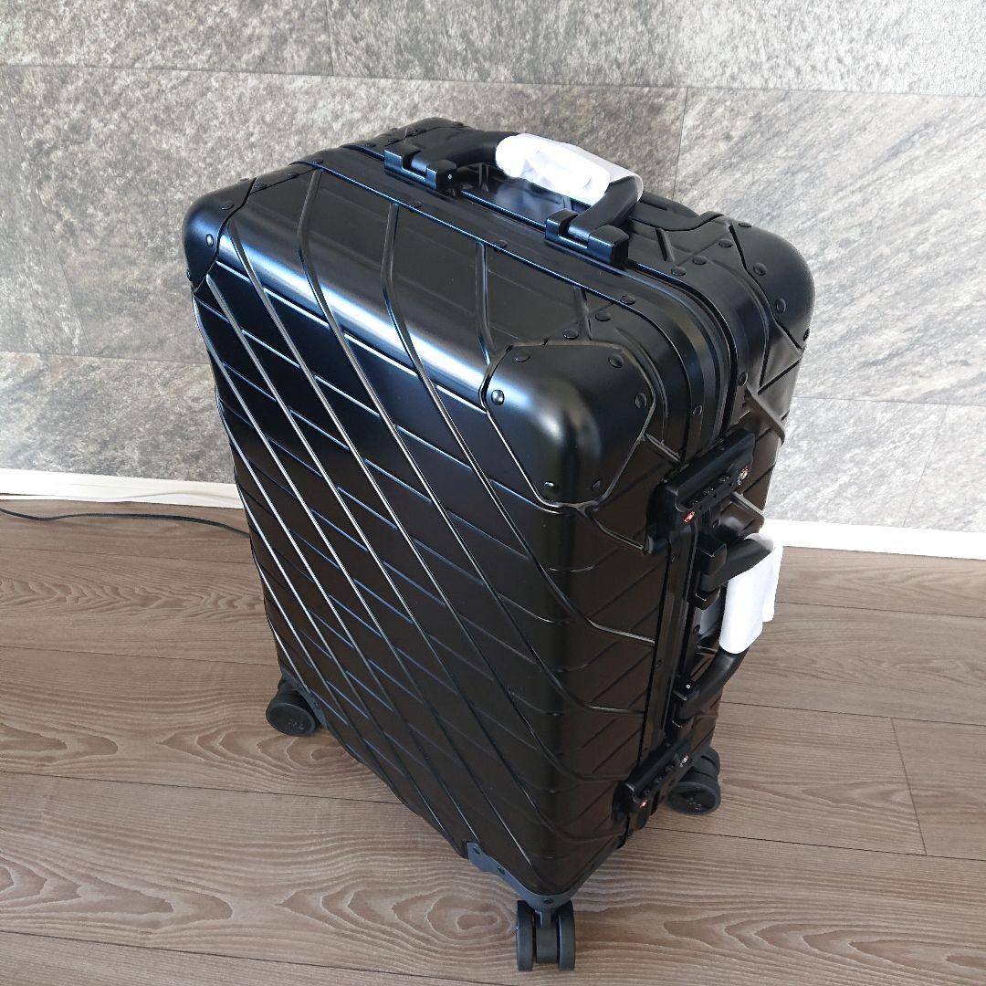Macadamia プレミアム アルミスーツケース 【機内持ち込み】 ブラック