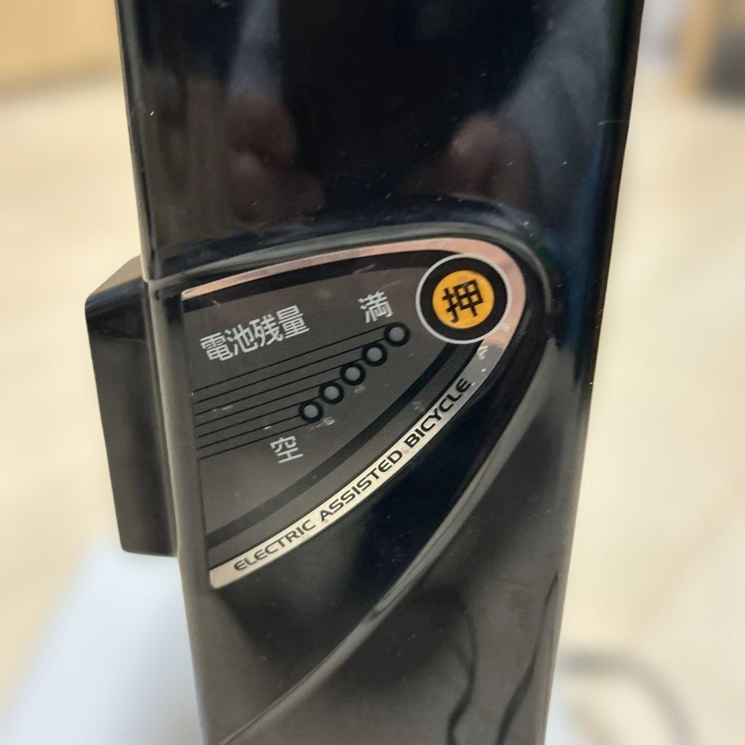 電動自転車用バッテリー 8.9Ah、充電器セット