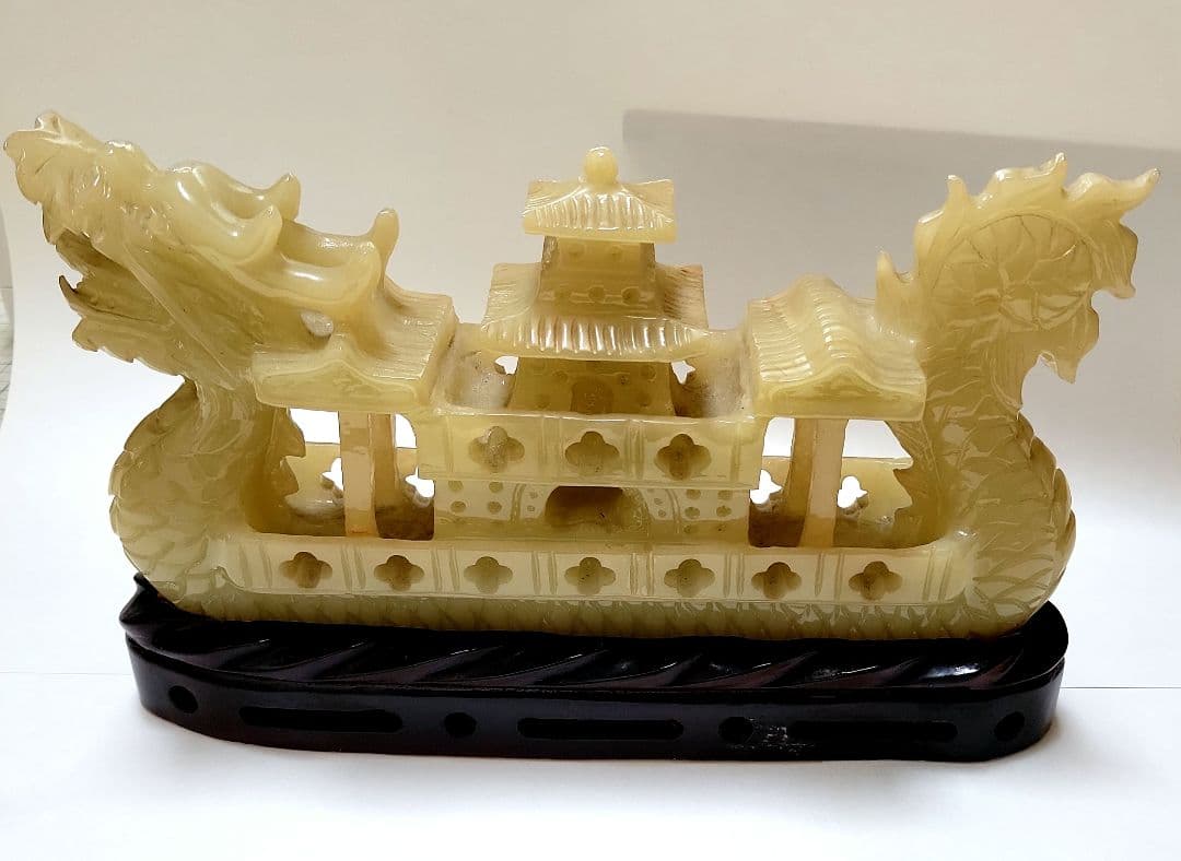 中国　翡翠　龍彫　彫刻遊環　台付香炉