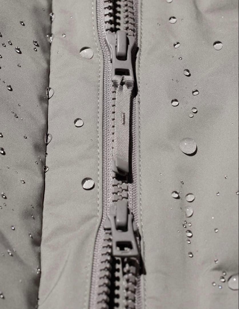 【ほぼ新品】UNIQLO ユニクロ シームレスダウン ショートコート 黒 XXL