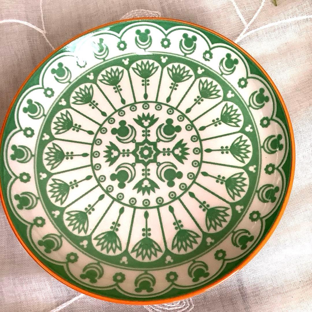 ディズニー　『エキゾチカ』　ミッキー　アソートプレート4枚