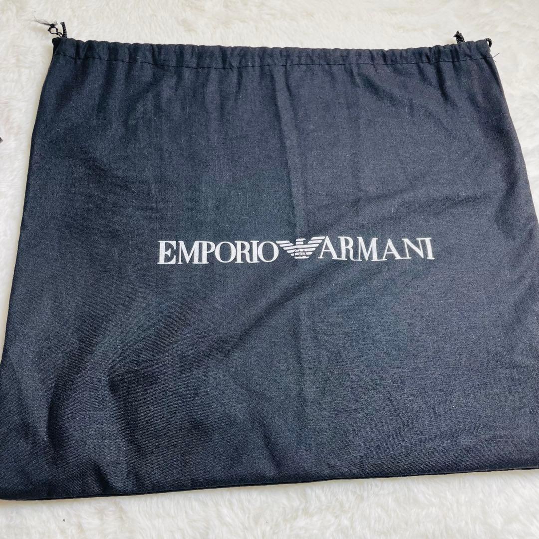新品未使用EMPORIO ARMANI エンボス　ショルダーバッグ　フラップ