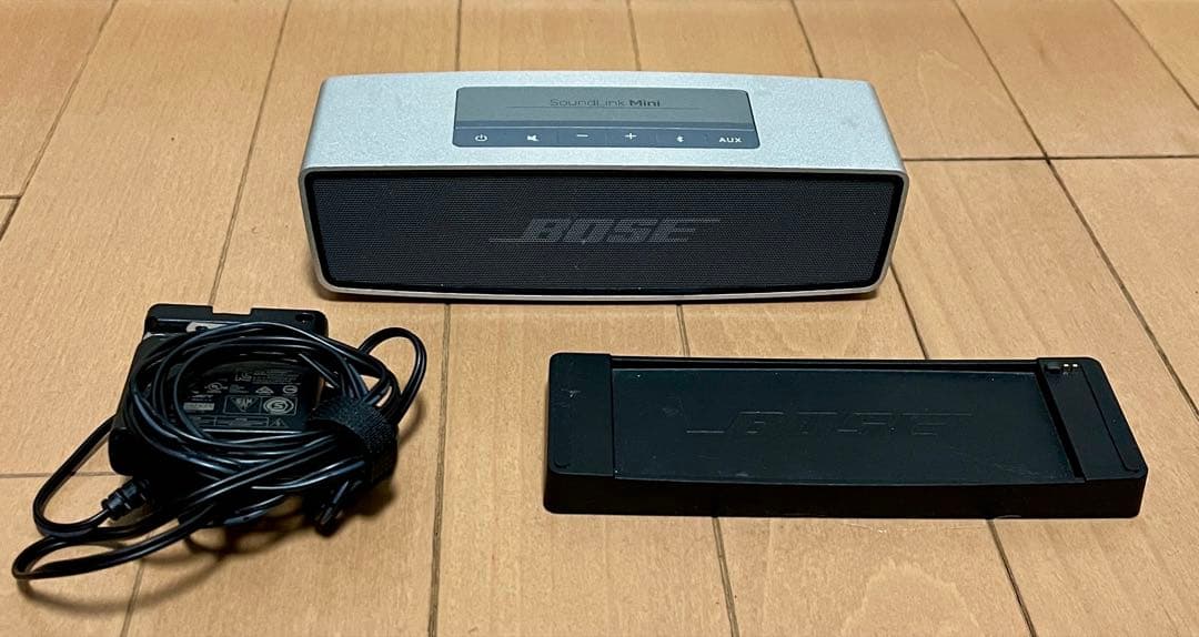 美品 BOSE Soundlink Mini Bluetooth コード付き