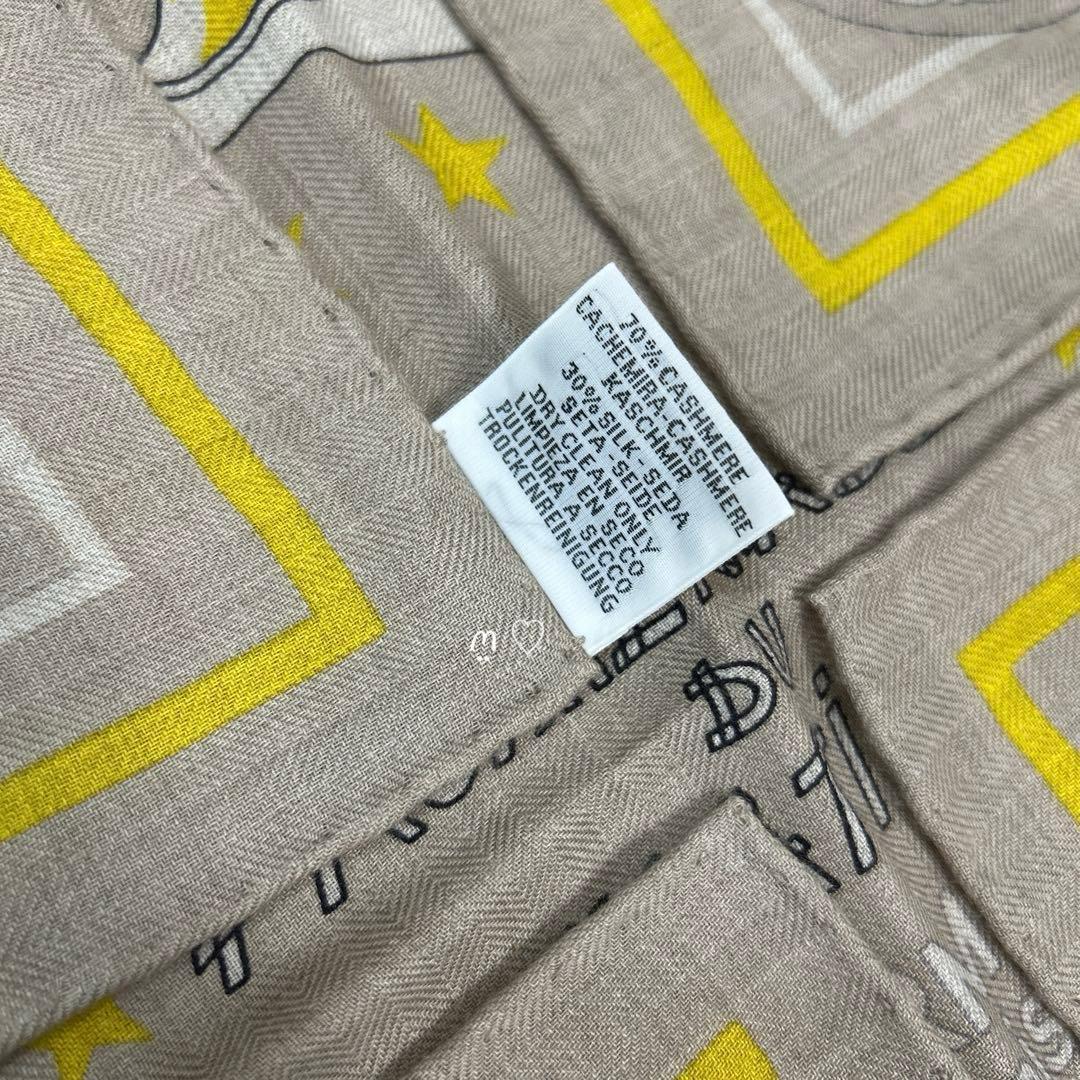 HERMESエルメス　カレジェアン　140　朝の散歩バンダナ　カシシル　ベージュ