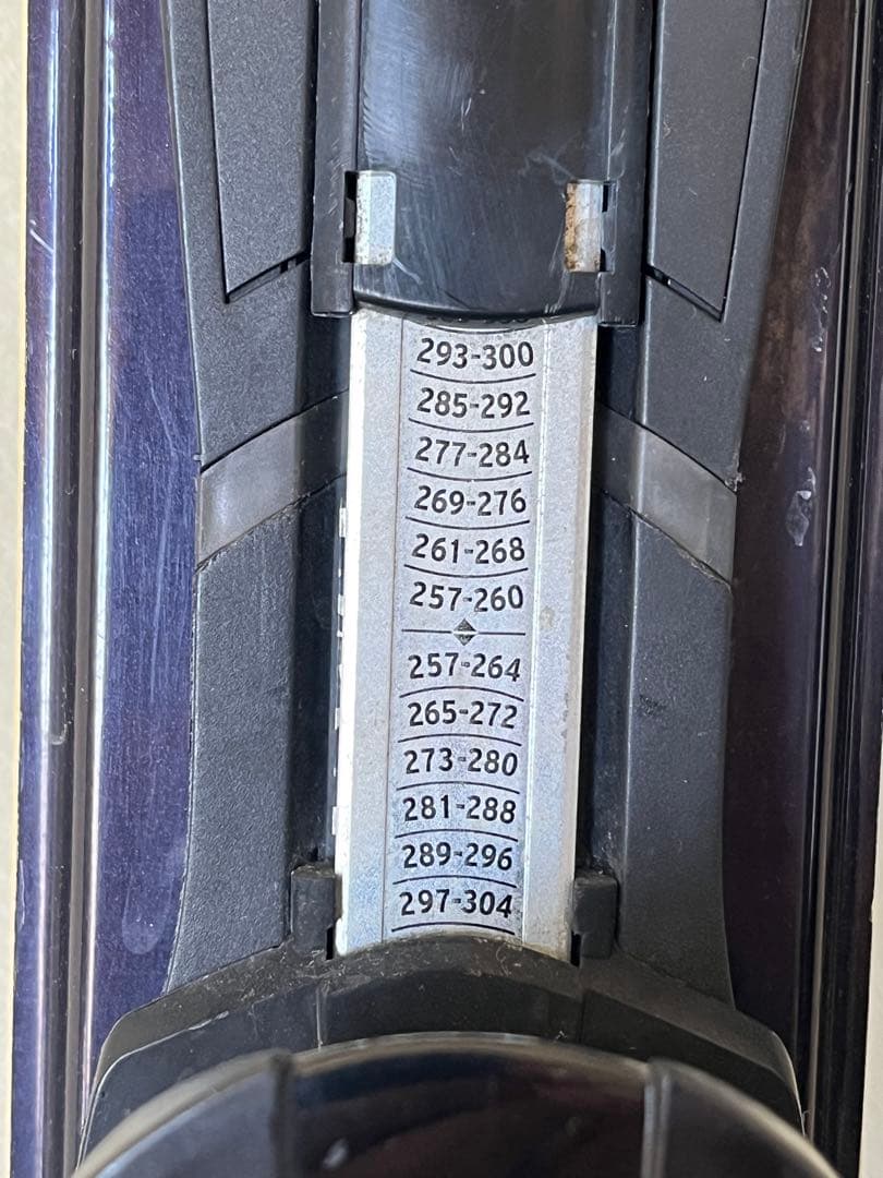 スキー板 ATOMIC All mountain, NOMAD Select