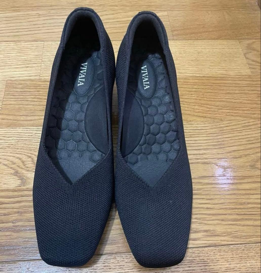 Vivaia パンプス　チャンキーヒール 黒 23