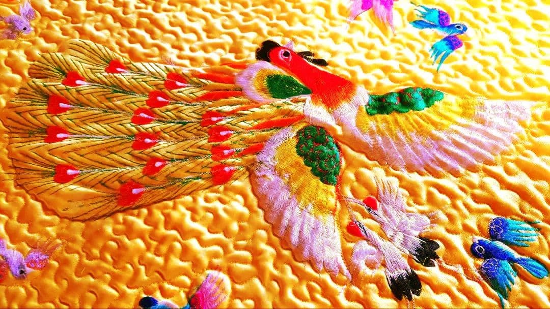 刺繍キルト　ラグ　カーペット　マット　ベッドカバー