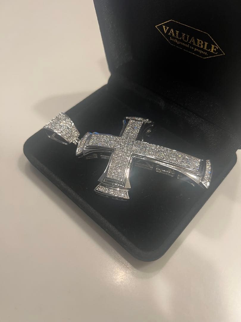 じ*⁑様 VALUABLE クロスペンダント