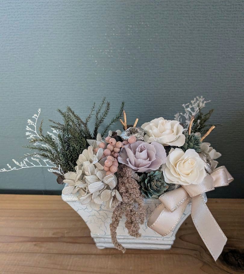 専用プリザーブドフラワーアレンジNo.198　冬のホワイトベージュアレンジ