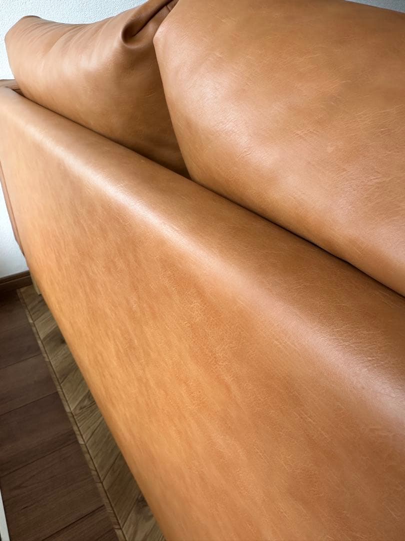 ブラウンレザー2人掛けソファ