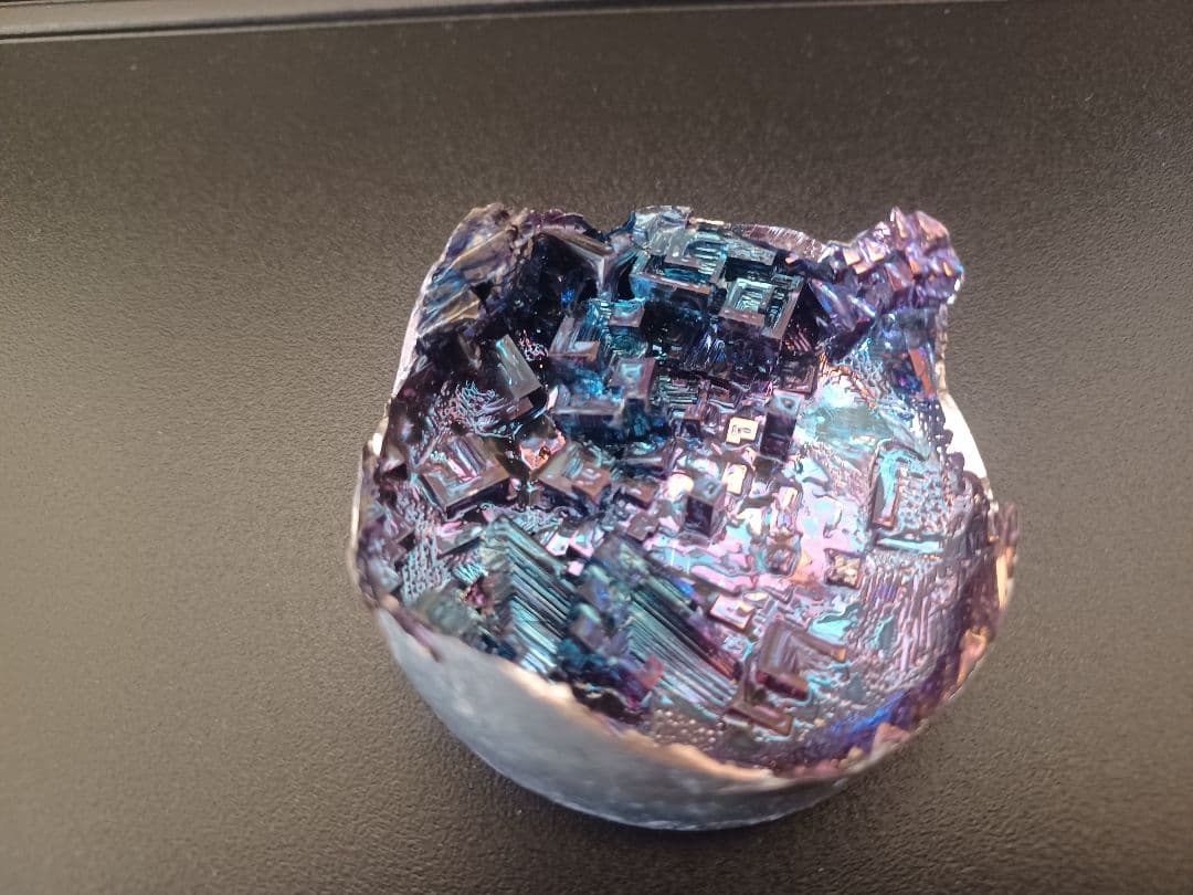 ビスマス結晶