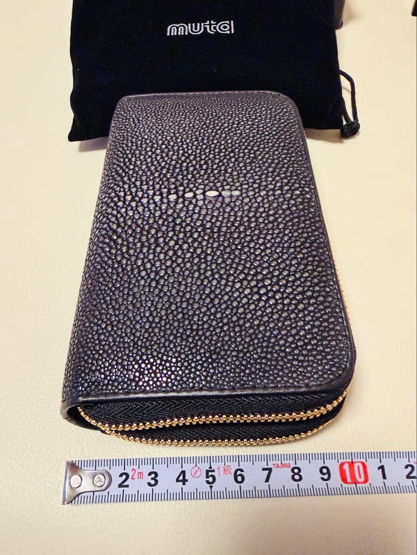 mutaガルーシャ ミニツインジッパーハーフサイズ財布 新品(黒)人気カラー