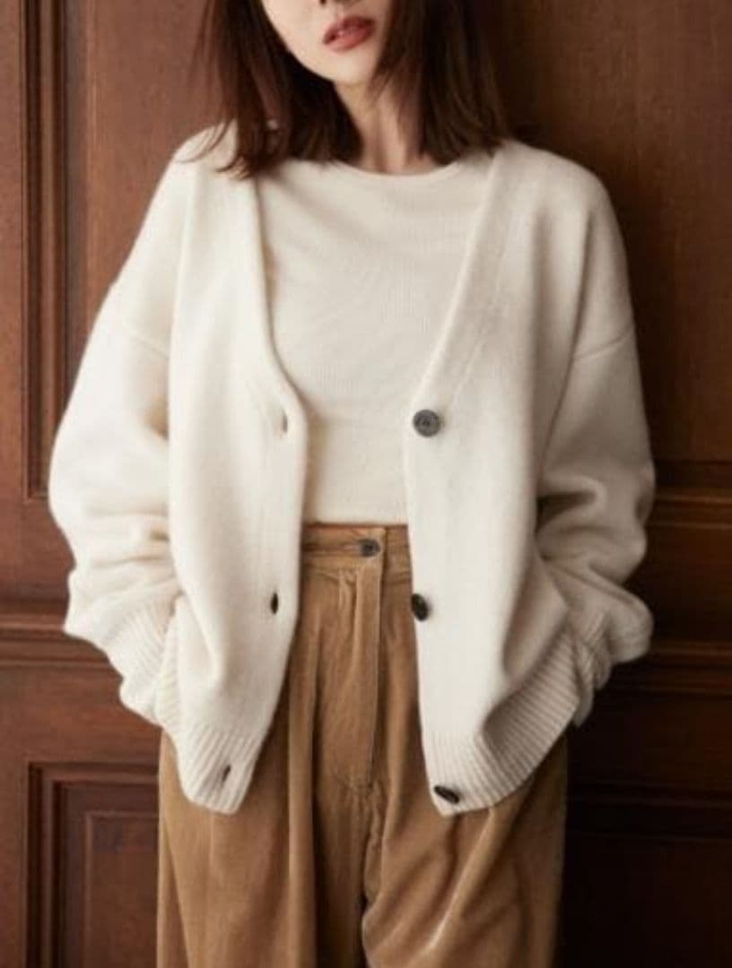 CLANE クラネ × Minami tanakaコラボ 上質エアニットカーデ白