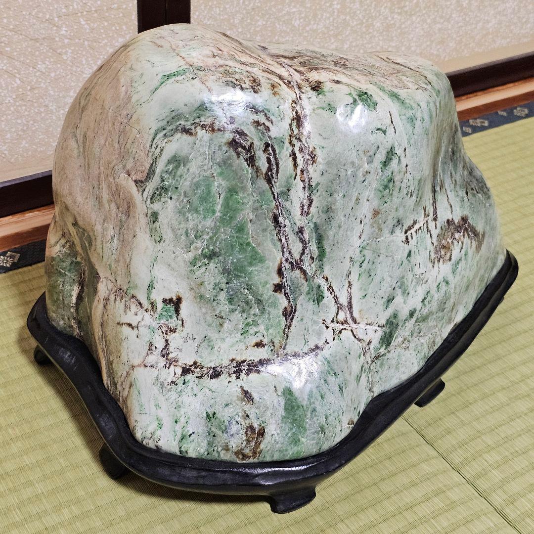 日高翡翠 34kg 北海道産日本銘石水石ひすいヒスイ鑑賞石