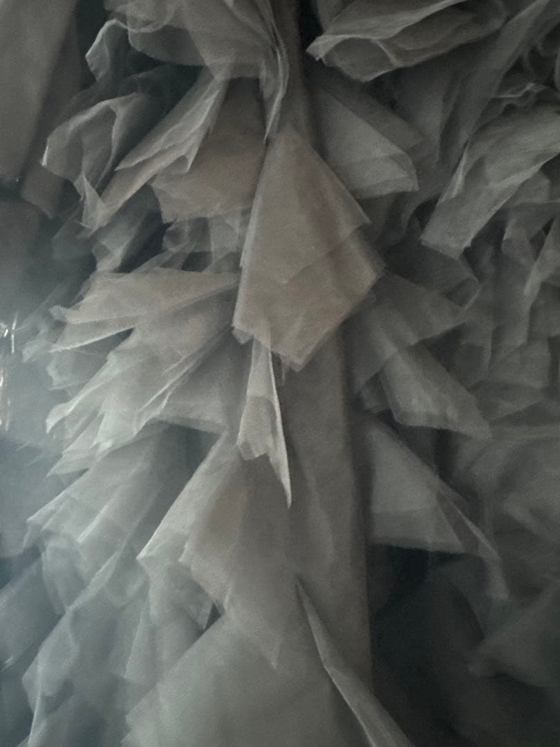 Bibiy. ブラック ラッフルワンピース