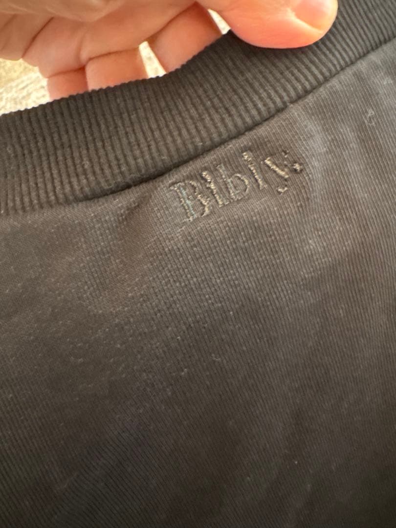 Bibiy. ブラック ラッフルワンピース