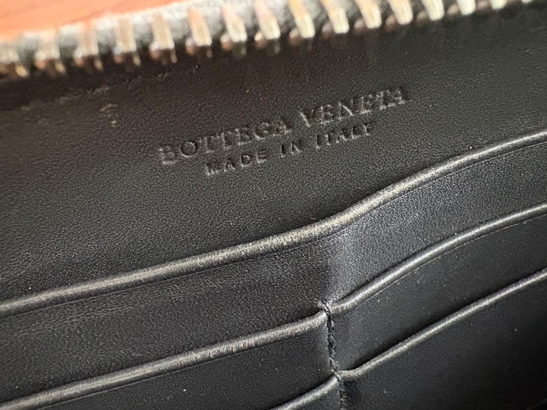 週末セール‼️Bottega Veneta 編み込みレザー長財布