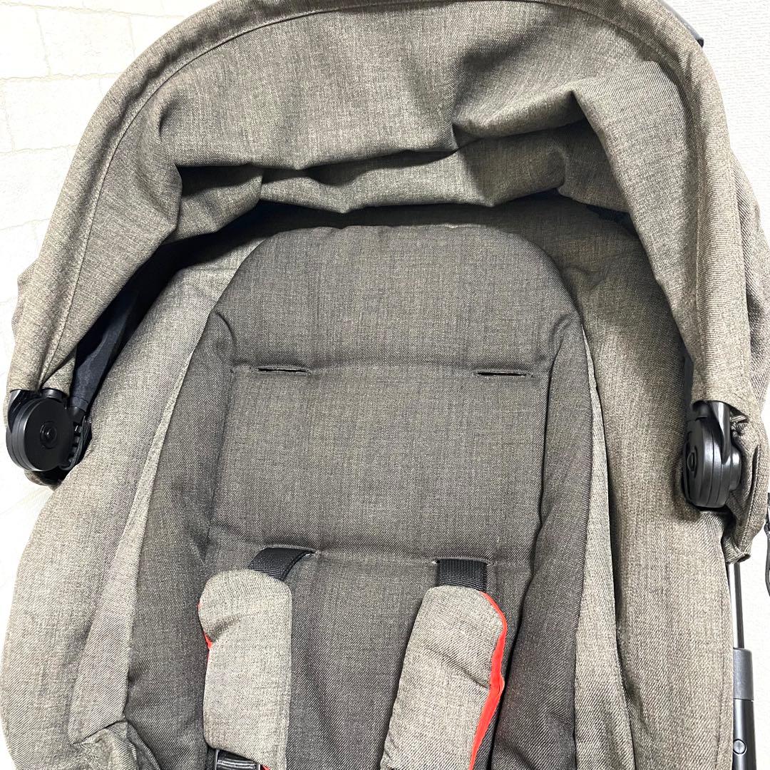 サイベックス　プリアム　cybex PRIAM 伊勢丹限定カラー　ベビーカー