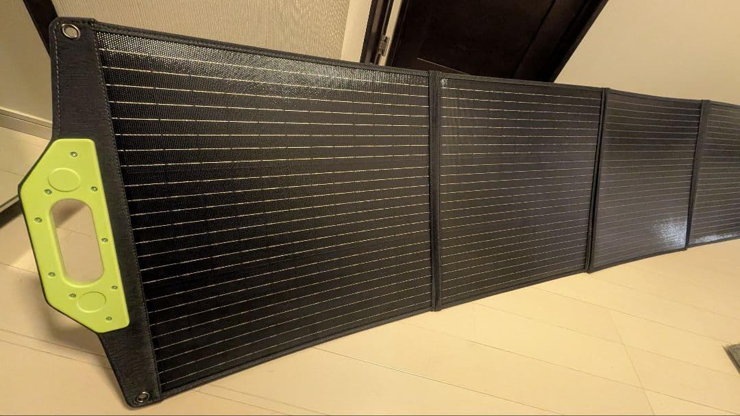【ほぼ新品】FOSSIBOT ポータブル電源＆ソーラーパネル200Wセット