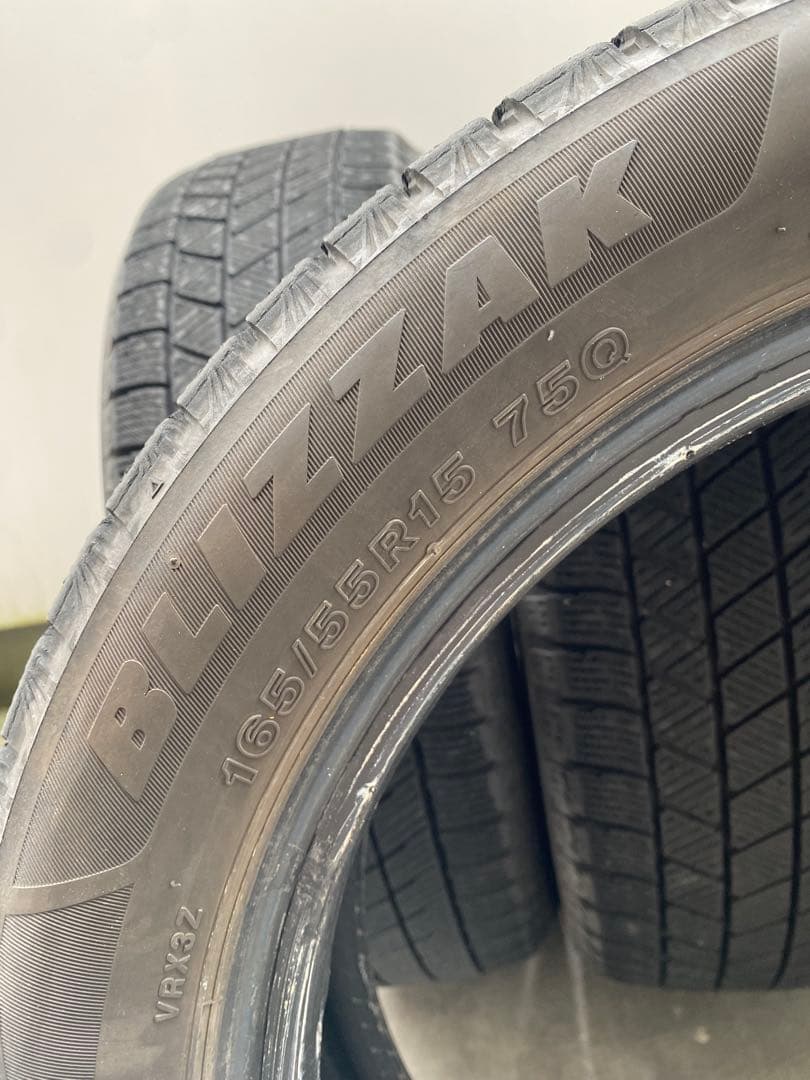 ブリザックVRX3 165/55R15 スタッドレスタイヤ 4本セット