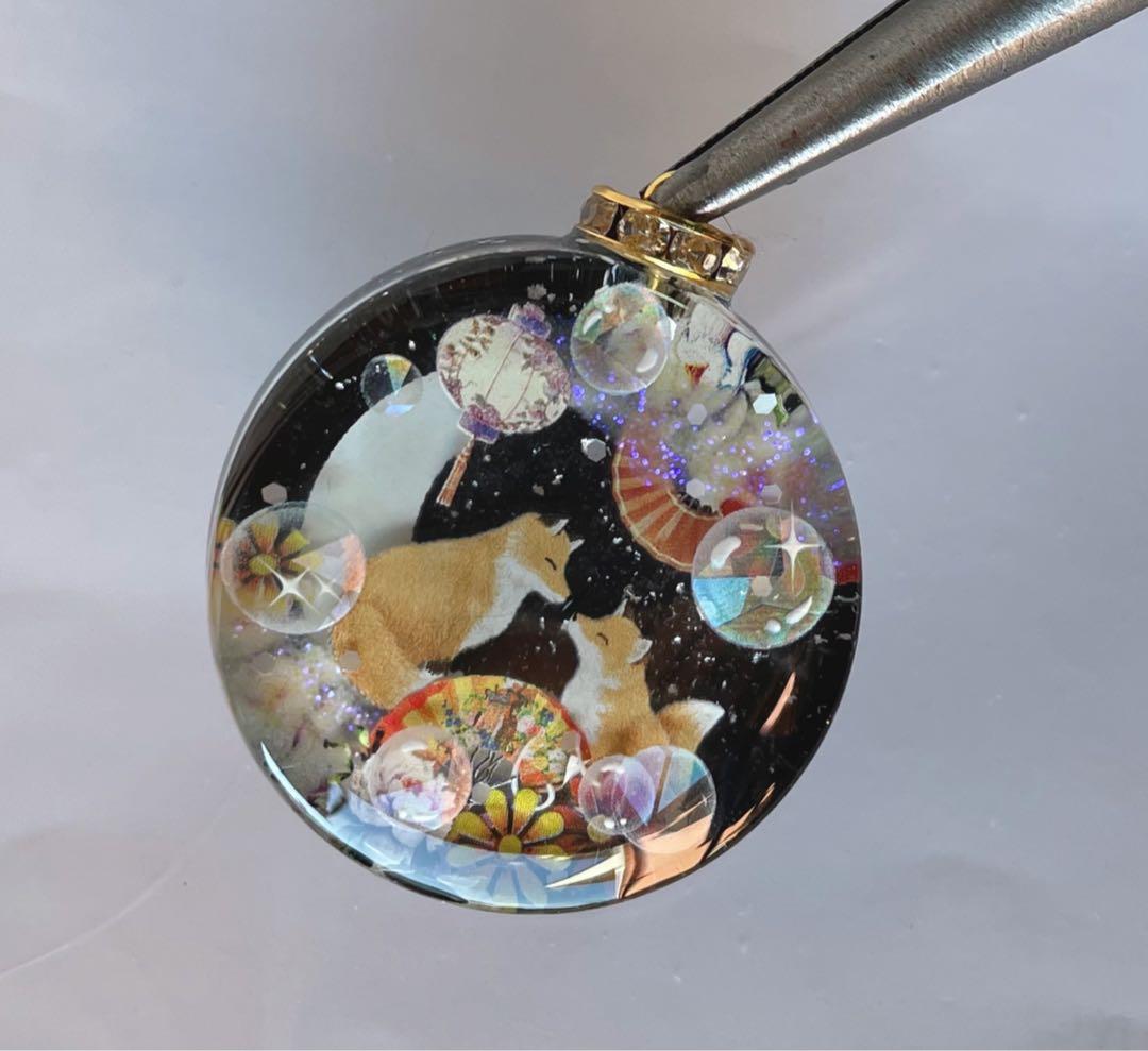 展示用/レジン/初春の親子キツネ　蓄光　オルゴナイトネックレス