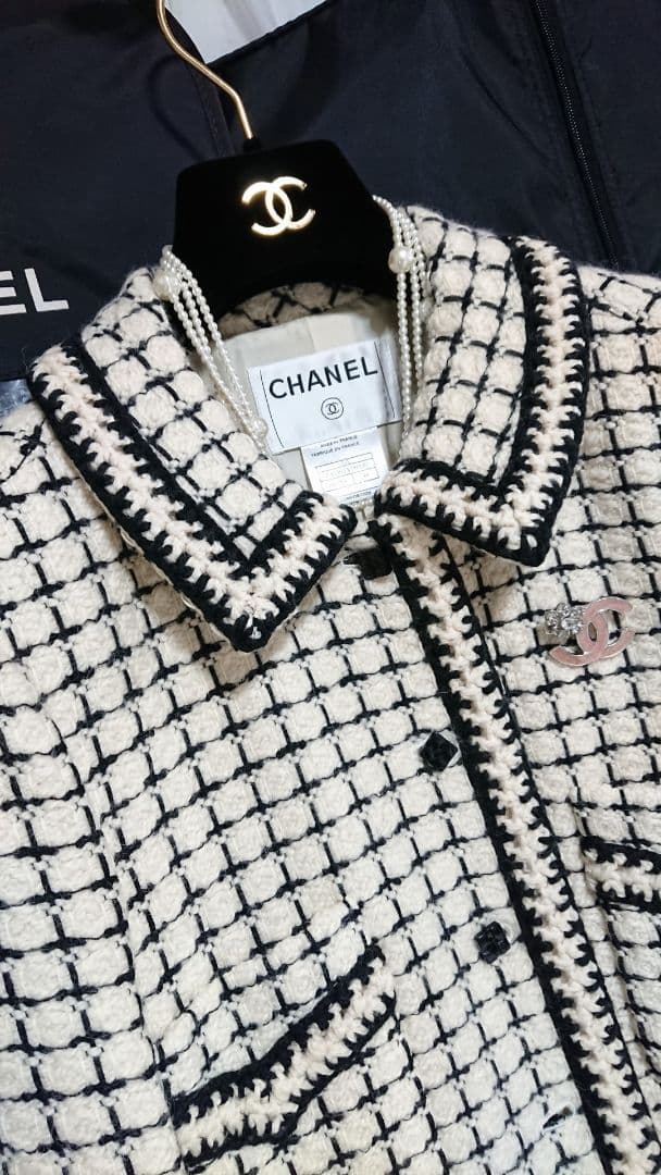 シャネル♥お上品なバイカラーの素敵コート・ジャケット♥綺麗です♥