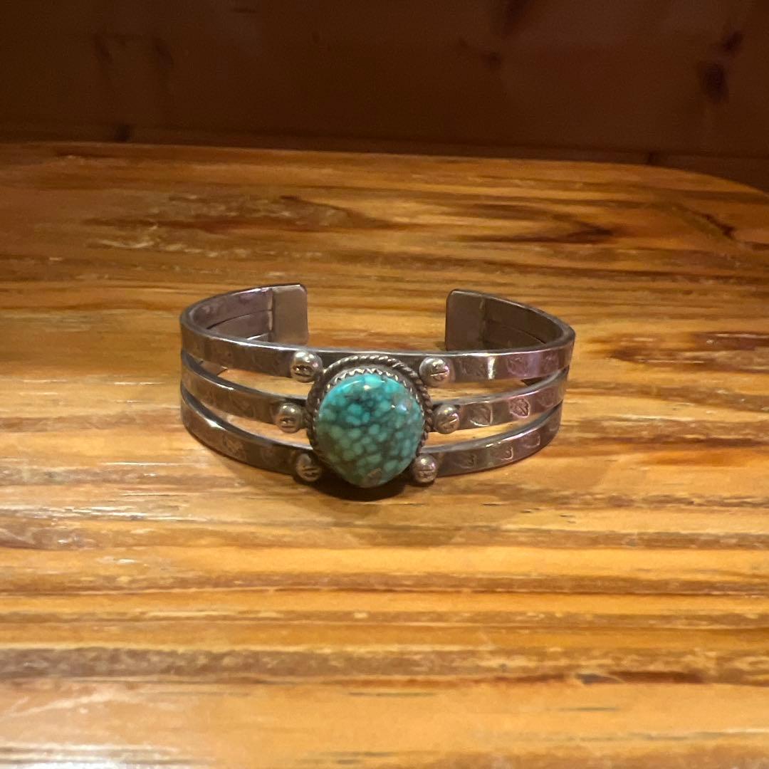 ターコイズストーン シルバー カフブレスレット