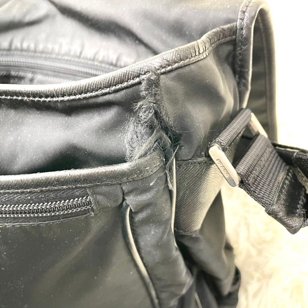 asumi　プラダ ショルダー 三角ロゴ レザー ナイロン A4収納 黒