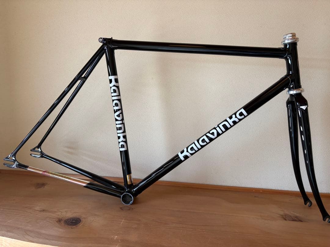 Kalavinka njsフレーム　カラビンカ　ピスト