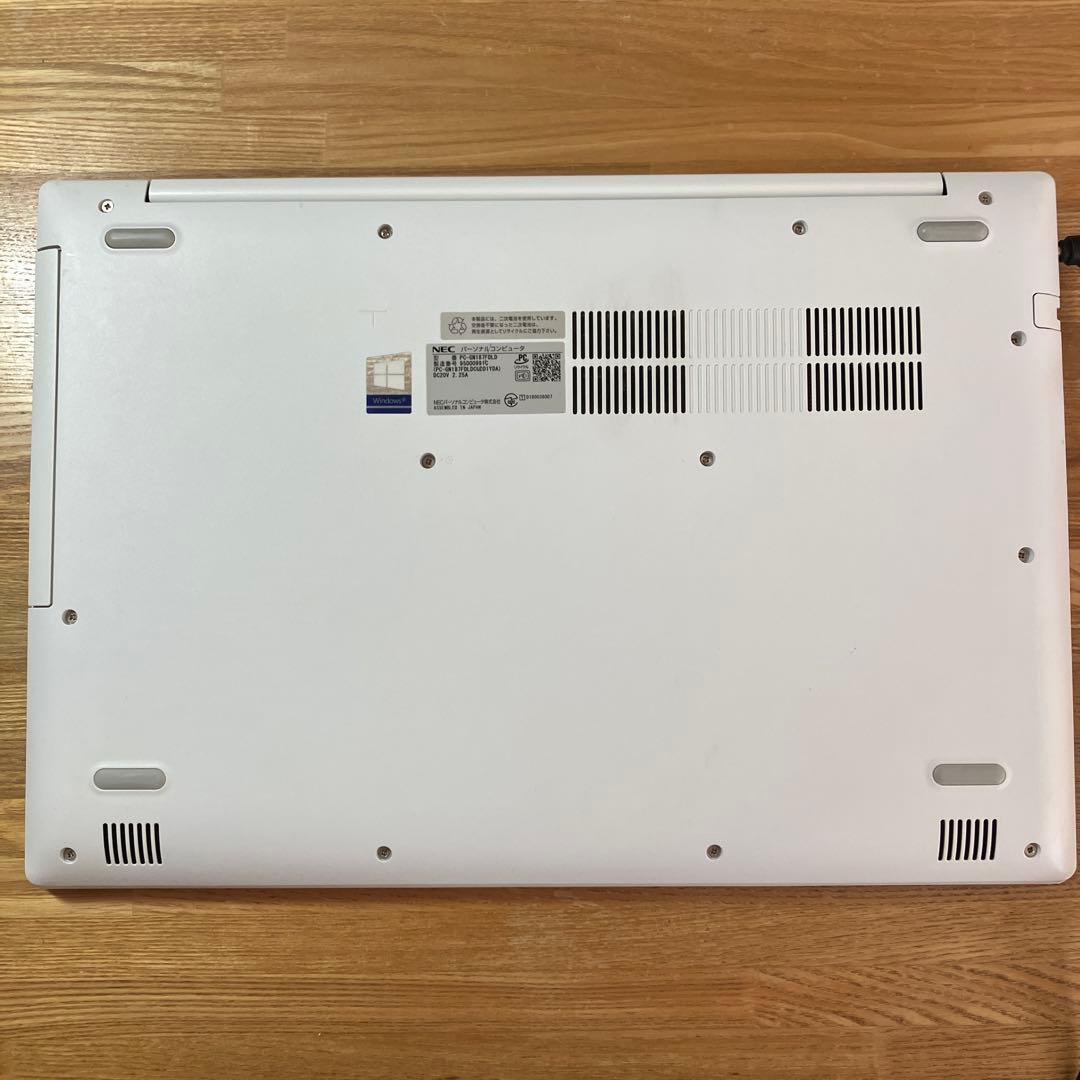 NEC LAVIE Direct 第8世代Core i7 人気の白
