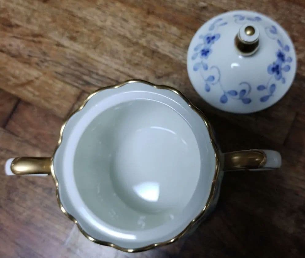 ナルミ ミラノ コーヒーカップ&ソーサー2客とシュガーポット セット