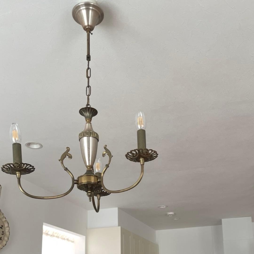 フランスアンティーク　3灯　シャンデリア