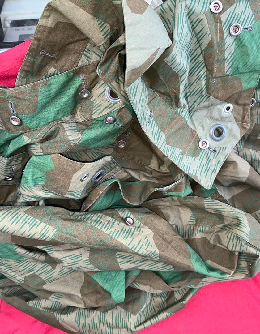 【専用】WWⅡドイツ軍／レプリカポンチョ留め用1943年製 黒革ストラップベルト