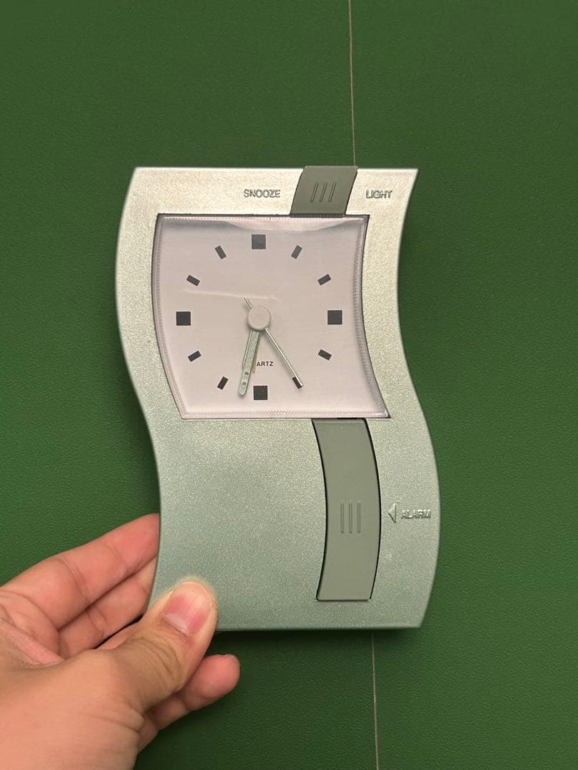 希少　川の流れのような 置時計　ポストモダン　アラーム　90s 80s