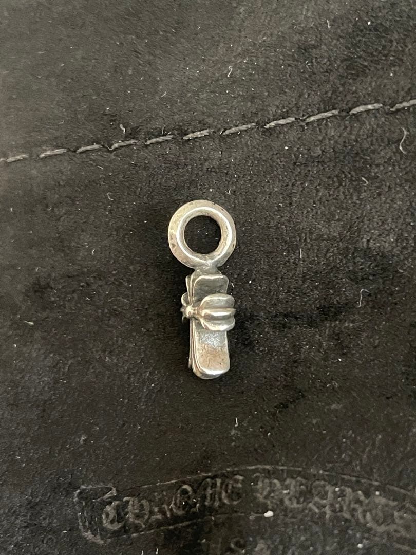 正規品　クロムハーツ　スタックチャームV1 クロス