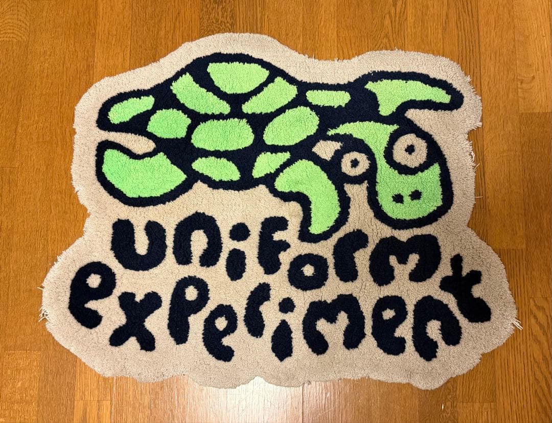 uniform experiment×insane ラグマット ラグ SOPH