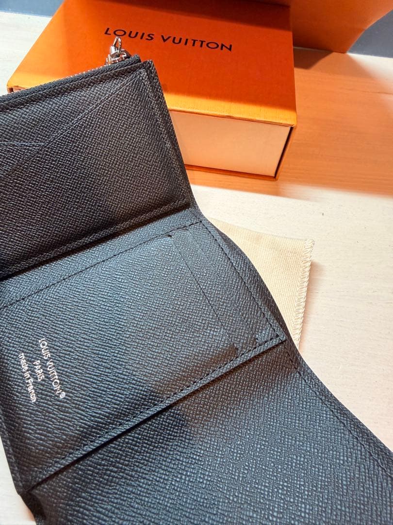 ルイ　ヴィトン　ヴィクター・ウォレット モノグラムエクリプス