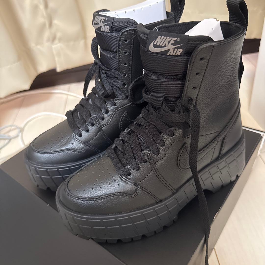 【新品未使用黒タグ付】ナイキ ジョーダン ブルックリ ン 23㎝