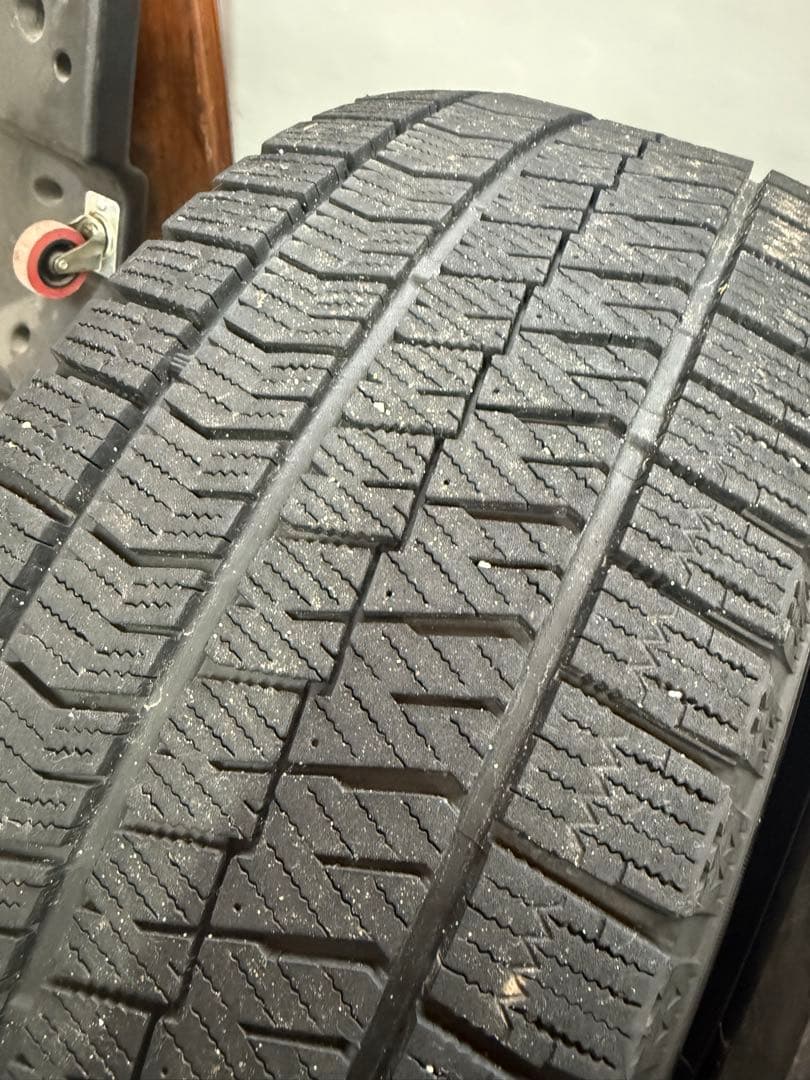 おニクブリヂストン VRX2 215/55R17 2019年 2本分