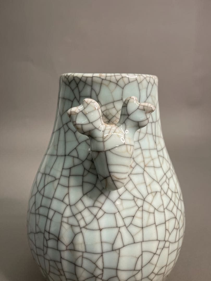 有款 青磁冰裂紋鹿耳瓶