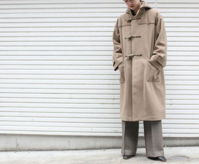 あ希有size女性向き美品 AURALEE カシミアウール混ビッグダッフル