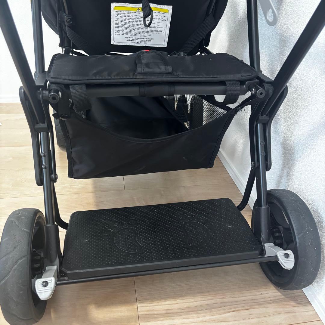 Nebio 二人乗りベビーカー　アミティエ　ブラック