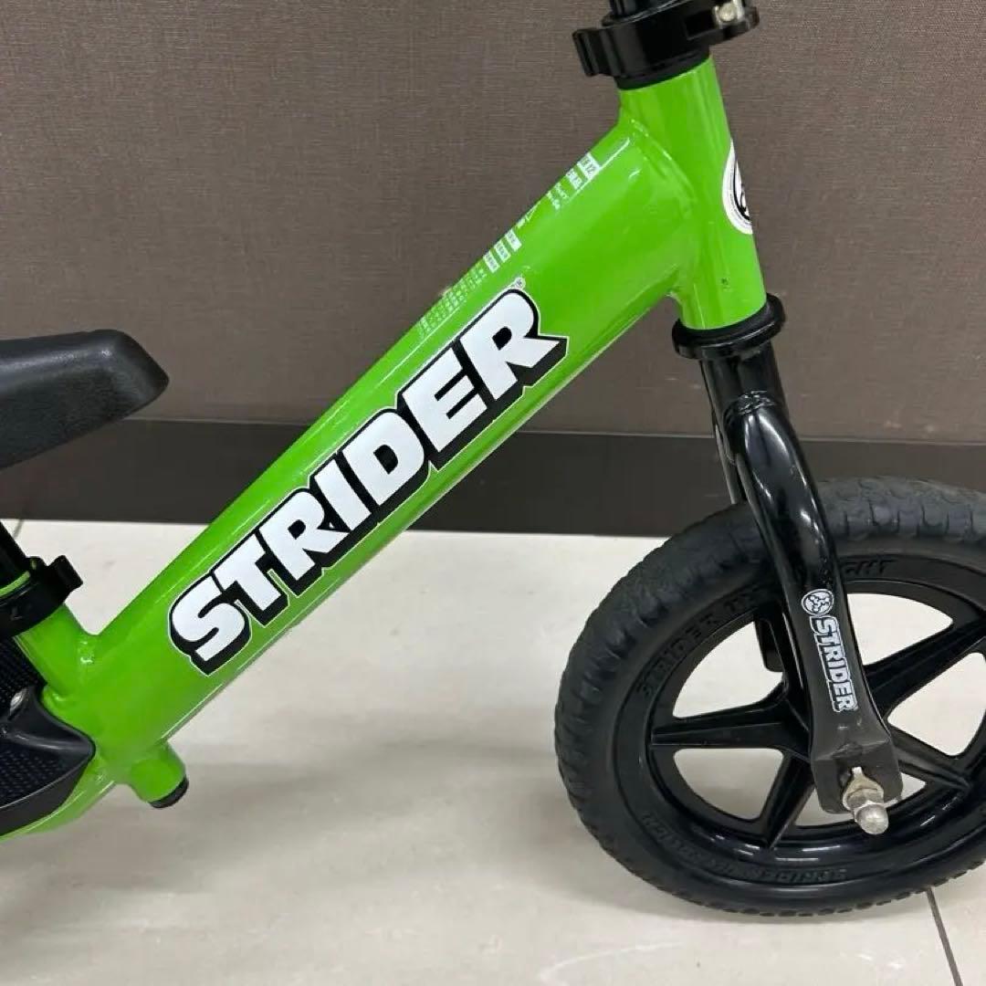 美品STRIDER ストライダー　スポーツ　sport グリーン 12インチ