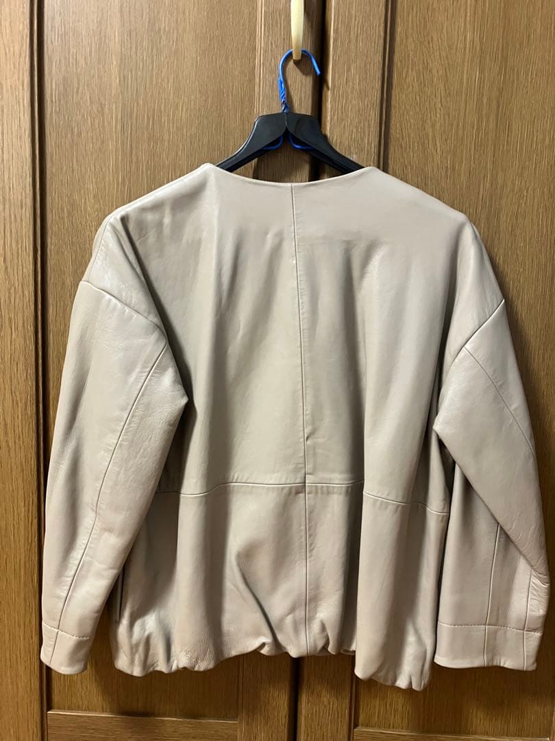 BEARDSLEY ビアズリー　ノーカラーレザージャケット